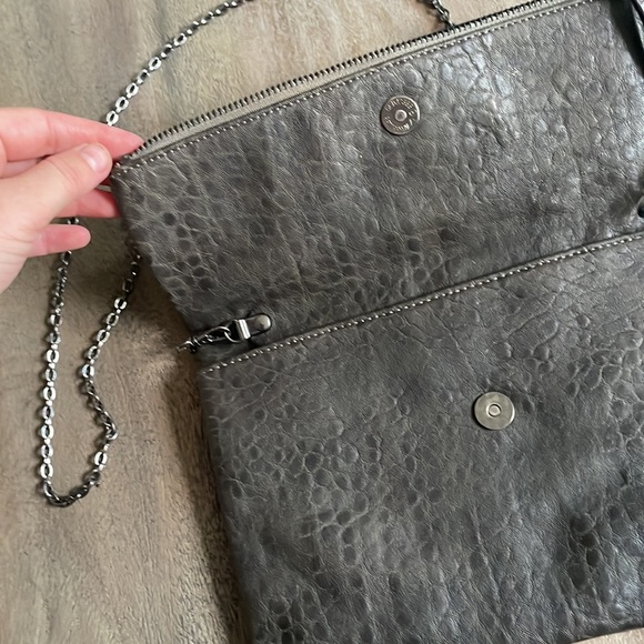 Skull purse ☠️ - Picture 2 of 5